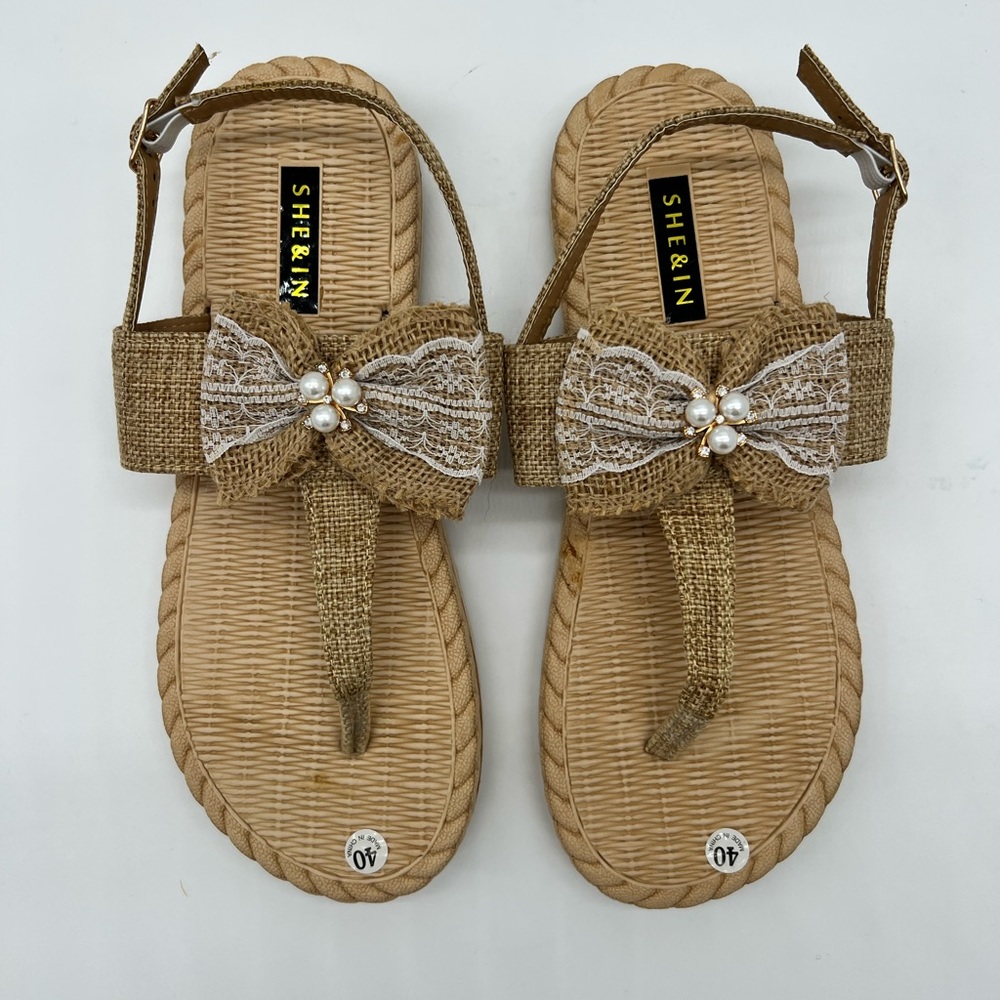 She & In Bow Sandals - Picture 7 of 9